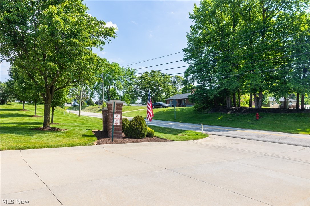 201 Greenbriar Lane Dalton OH 44618