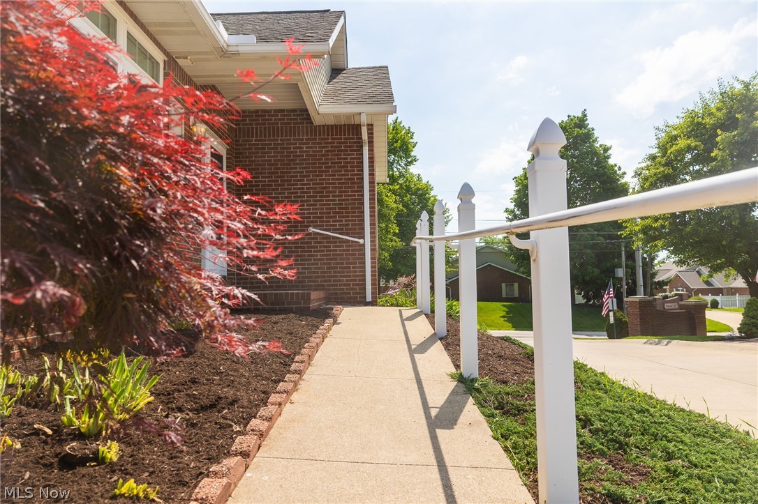 201 Greenbriar Lane Dalton OH 44618