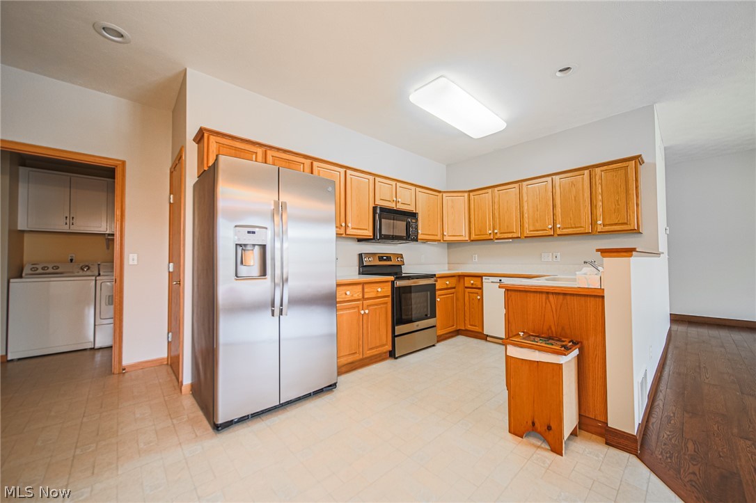 201 Greenbriar Lane Dalton OH 44618