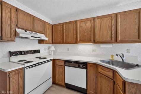 15504 Roxboro Drive Middleburg Heights OH 44130