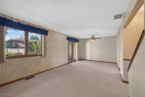 15504 Roxboro Drive Middleburg Heights OH 44130