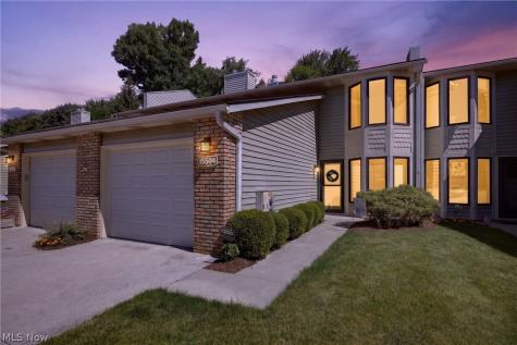 15504 Roxboro Drive Middleburg Heights OH 44130