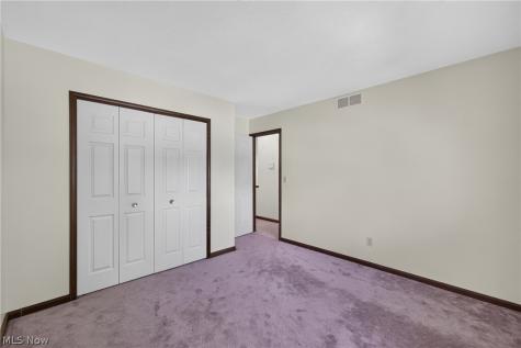 15504 Roxboro Drive Middleburg Heights OH 44130