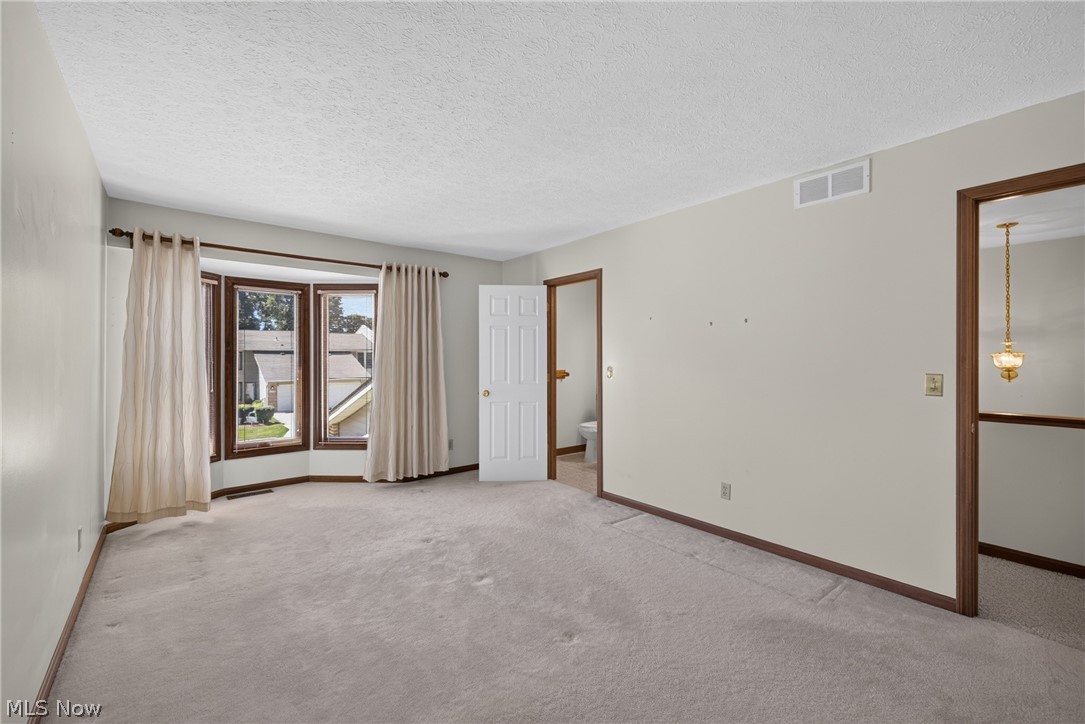 15504 Roxboro Drive Middleburg Heights OH 44130