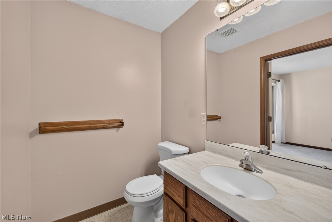 15504 Roxboro Drive Middleburg Heights OH 44130