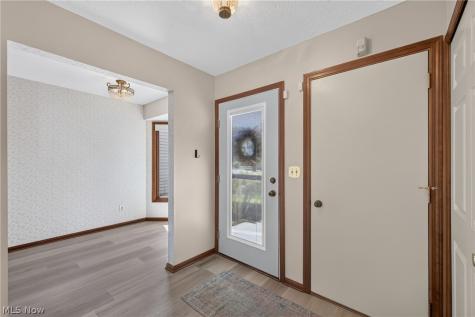 15504 Roxboro Drive Middleburg Heights OH 44130
