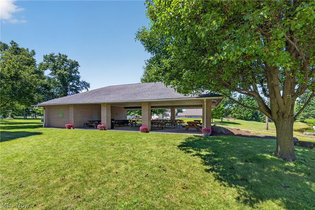 15504 Roxboro Drive Middleburg Heights OH 44130