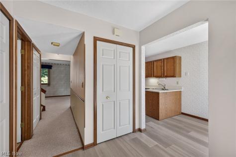 15504 Roxboro Drive Middleburg Heights OH 44130