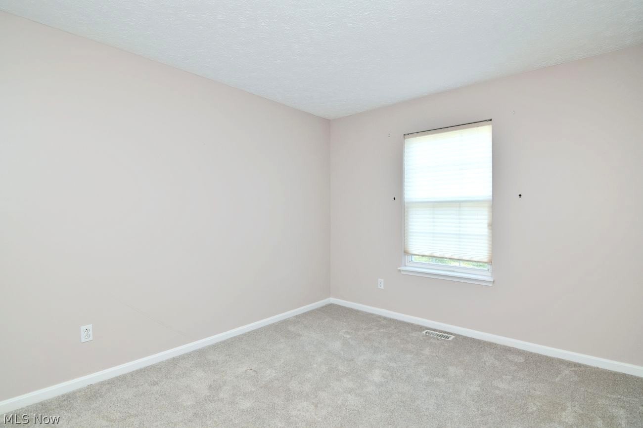 2668 Edgebrook Crossing Twinsburg OH 44087