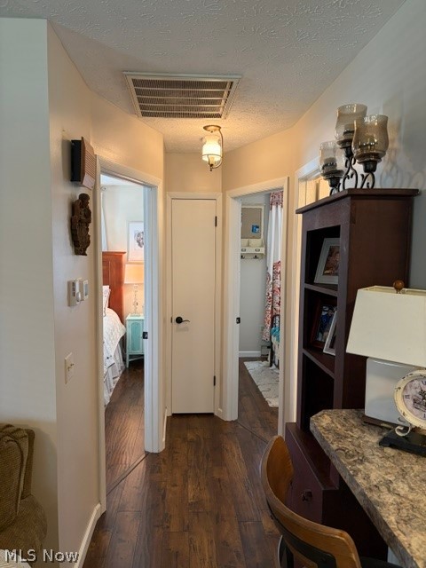 1237 A Somerset Drive Salem OH 44460