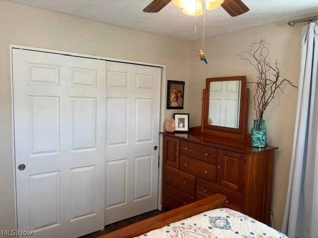 1237 A Somerset Drive Salem OH 44460