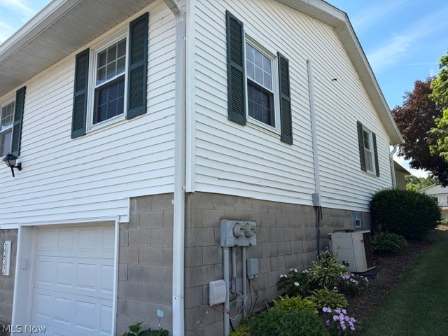 1237 A Somerset Drive Salem OH 44460