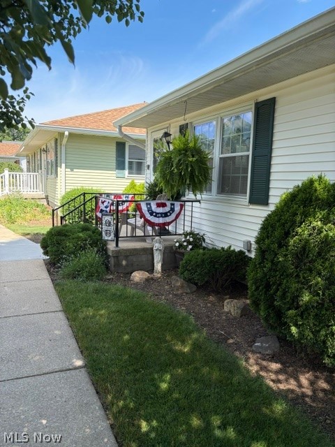 1237 A Somerset Drive Salem OH 44460