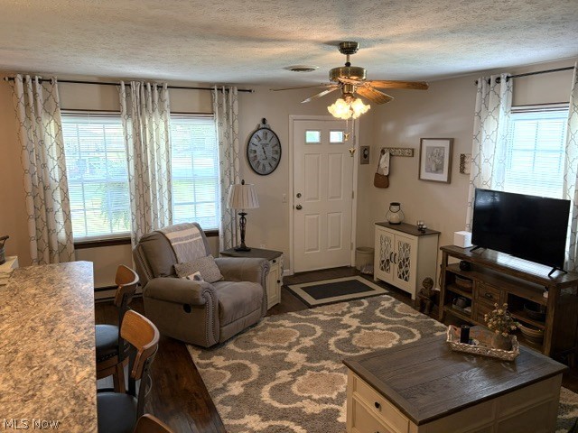 1237 A Somerset Drive Salem OH 44460