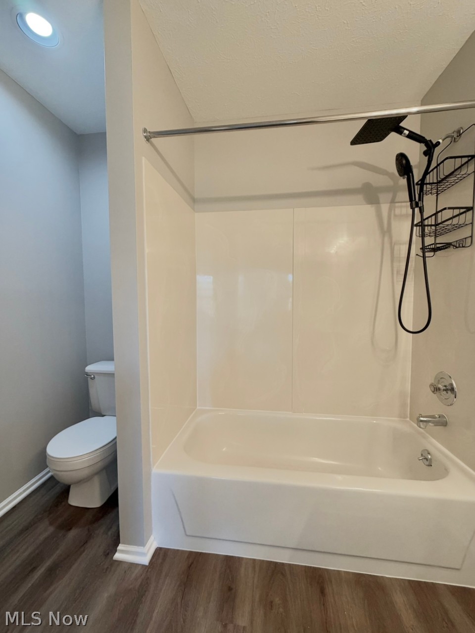 2202 Stoney Run Trail Broadview Heights OH 44147