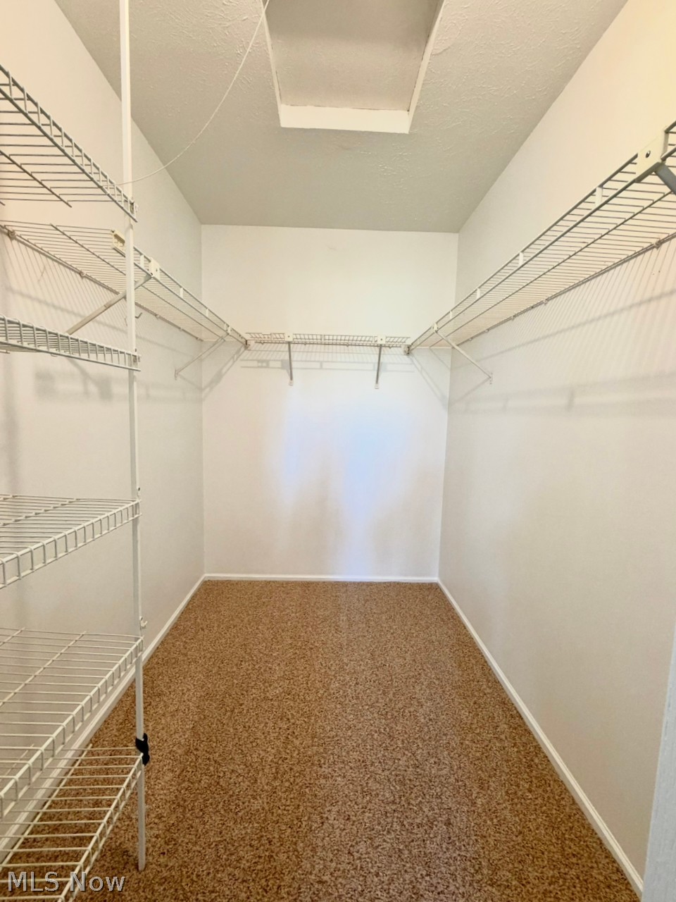 2202 Stoney Run Trail Broadview Heights OH 44147