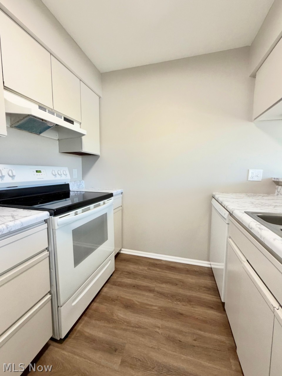 2202 Stoney Run Trail Broadview Heights OH 44147