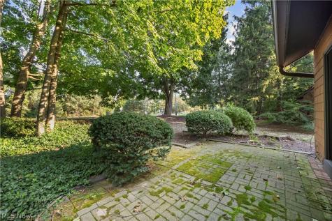 30017 Center Ridge Road Westlake OH 44145