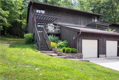 9397 Bassett Lane North Royalton OH 44133