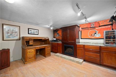 9397 Bassett Lane North Royalton OH 44133