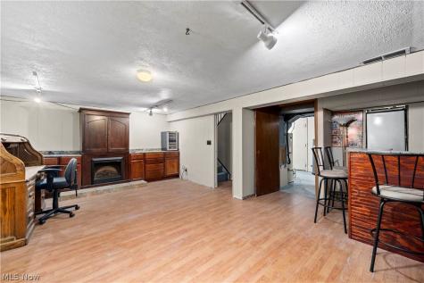 9397 Bassett Lane North Royalton OH 44133