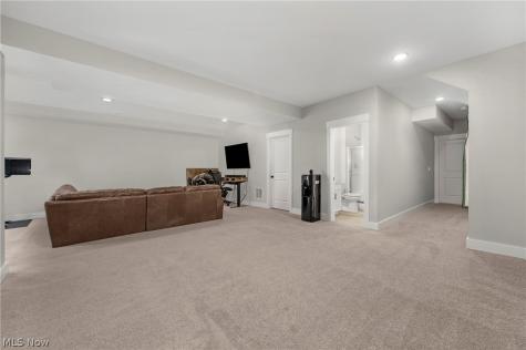 9235 Ledge View Terrace Broadview Heights OH 44147