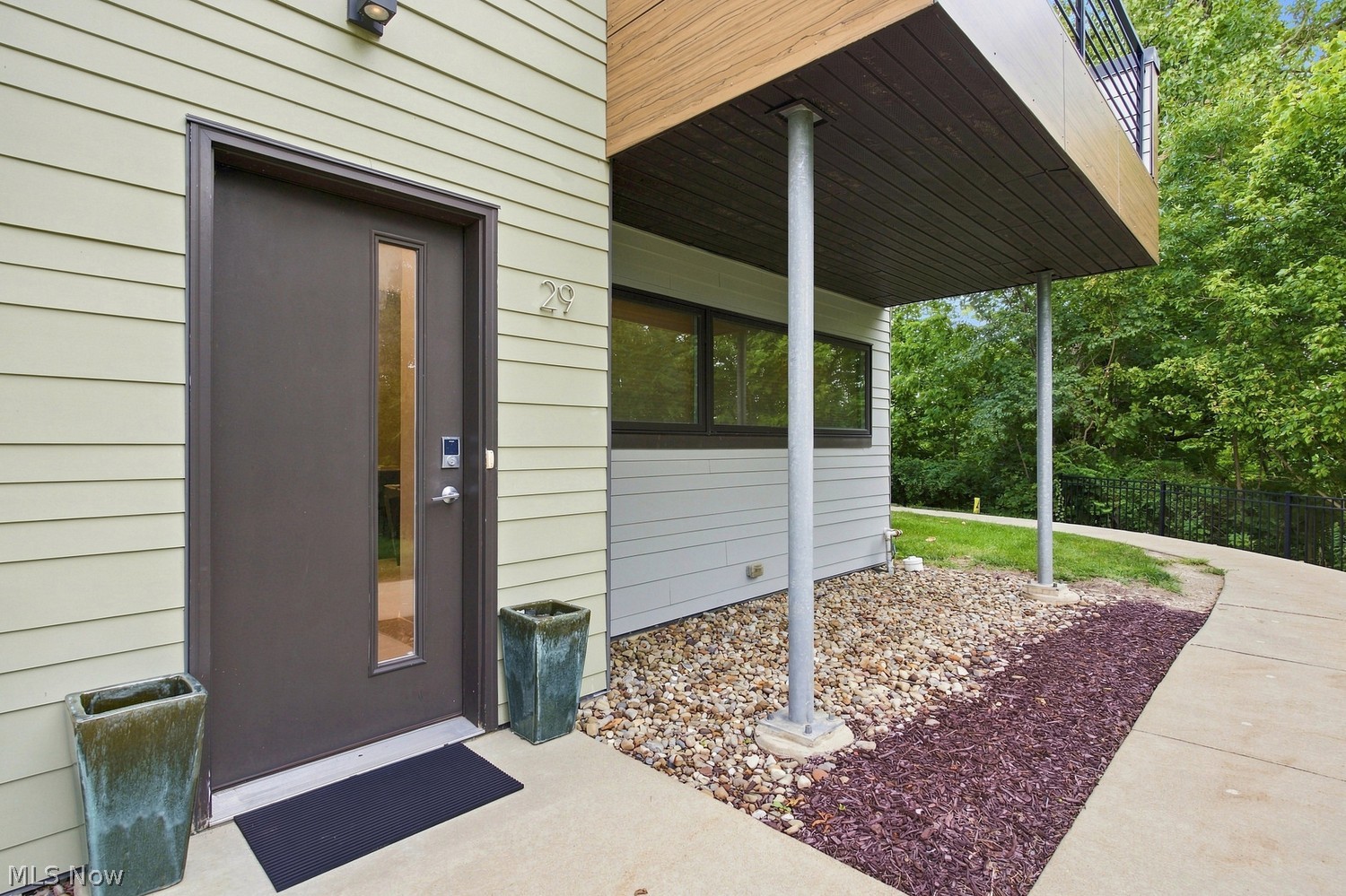 18875 Riversouth Trace Fairview Park OH 44126