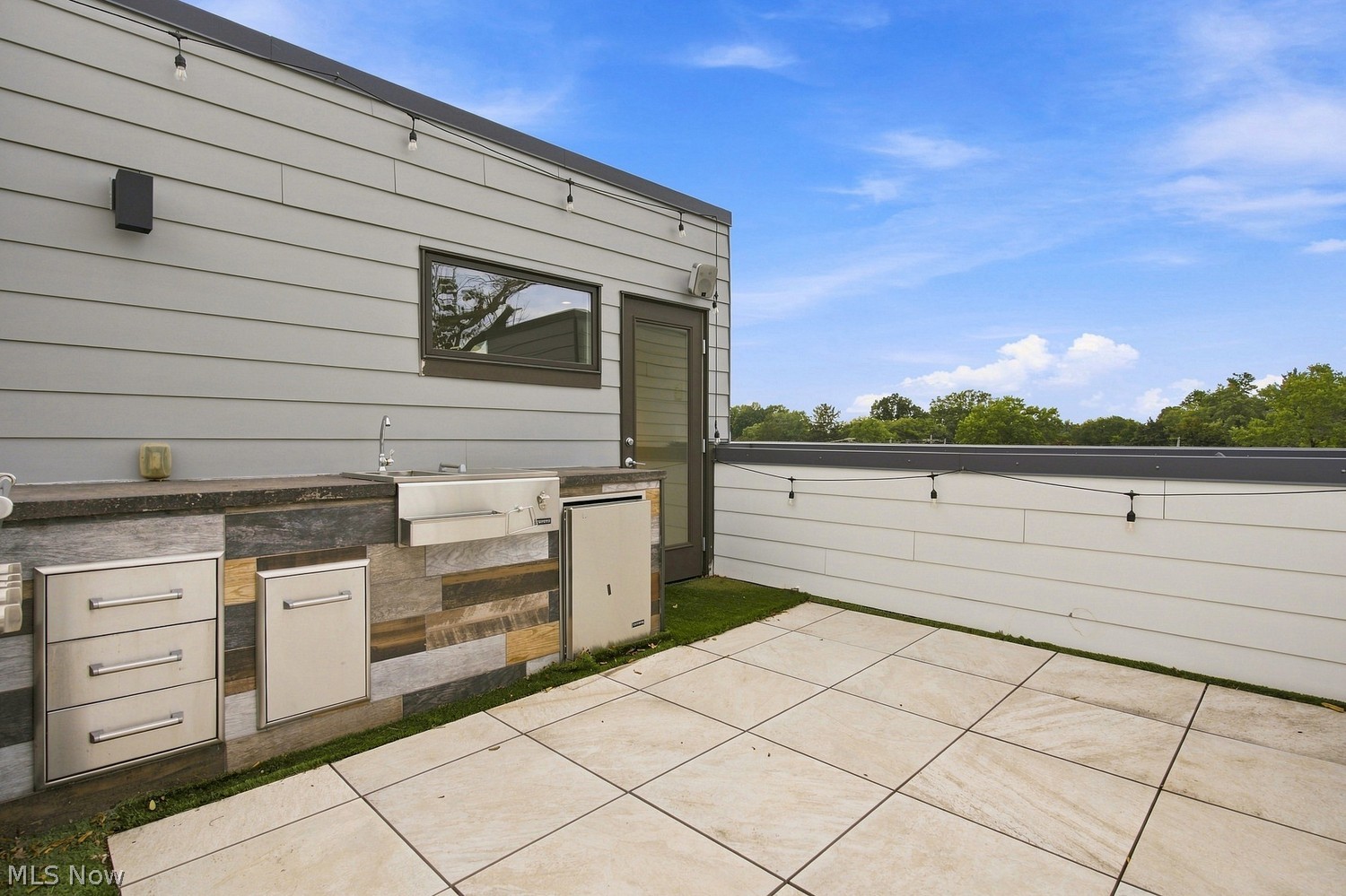 18875 Riversouth Trace Fairview Park OH 44126