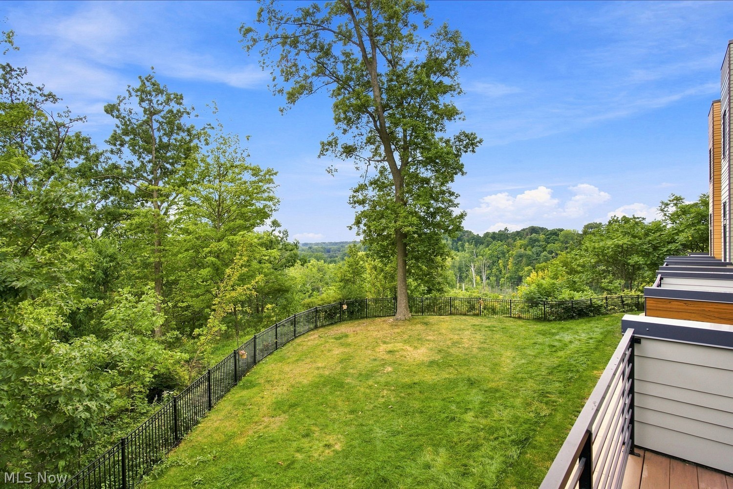 18875 Riversouth Trace Fairview Park OH 44126