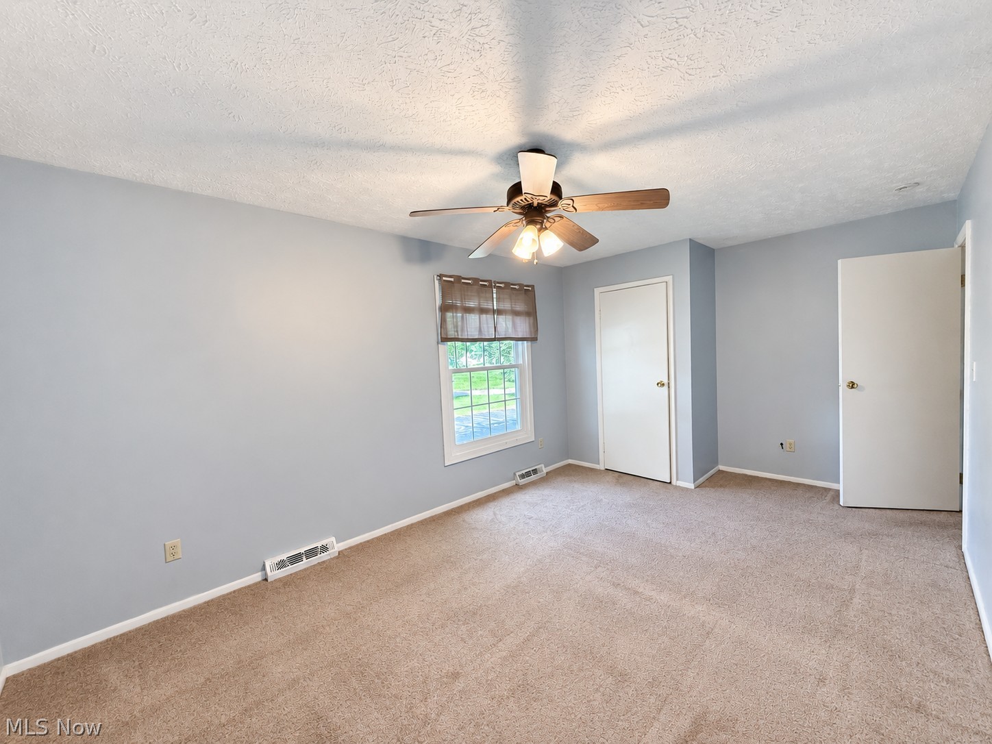3002 Ivy Hill Circle Cortland OH 44410
