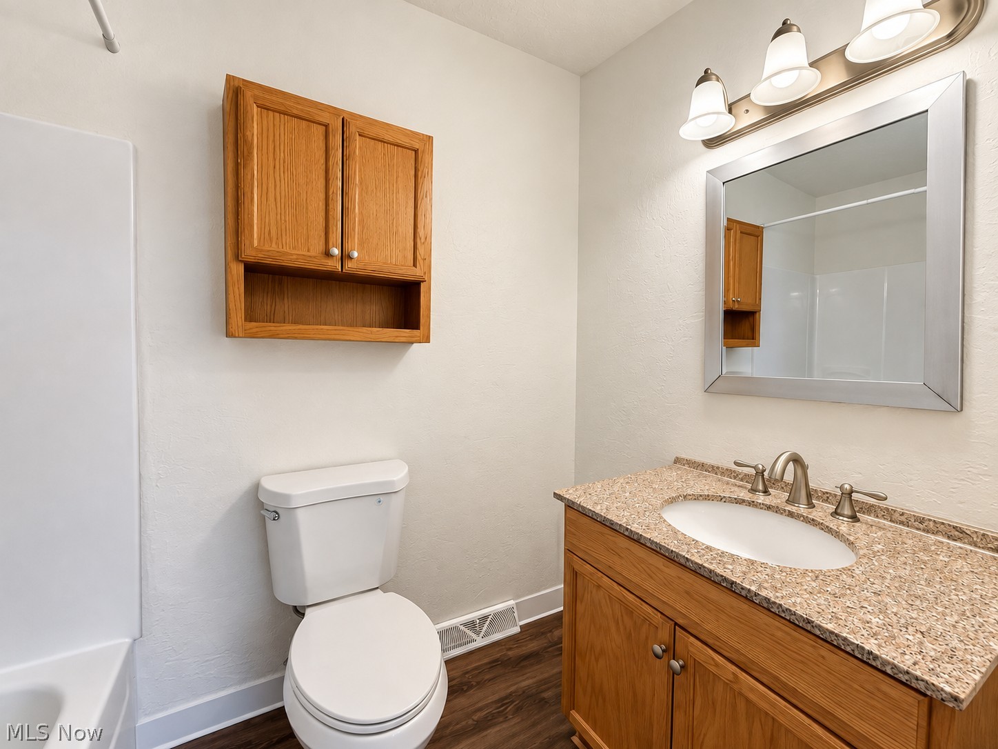 3002 Ivy Hill Circle Cortland OH 44410