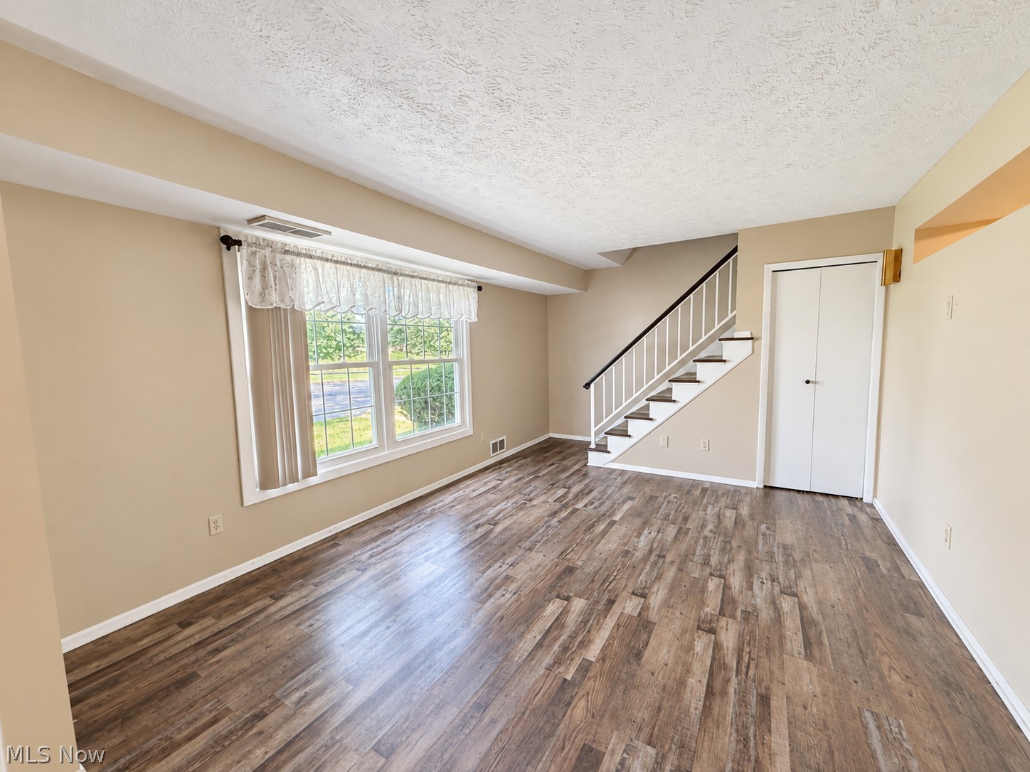 3002 Ivy Hill Circle Cortland OH 44410