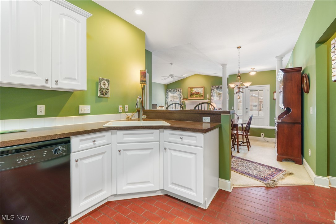 4334 Greenway Trail Street NW Massillon OH 44647