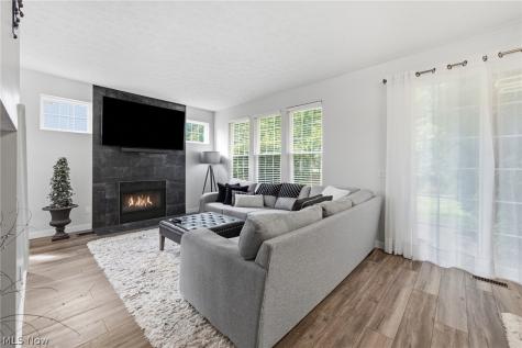 2694 Wyndgate Court Westlake OH 44145
