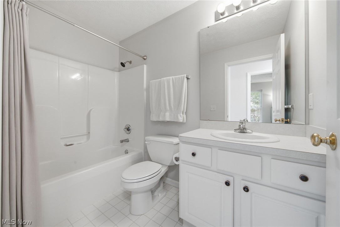 2694 Wyndgate Court Westlake OH 44145