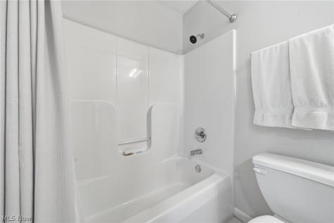 2694 Wyndgate Court Westlake OH 44145