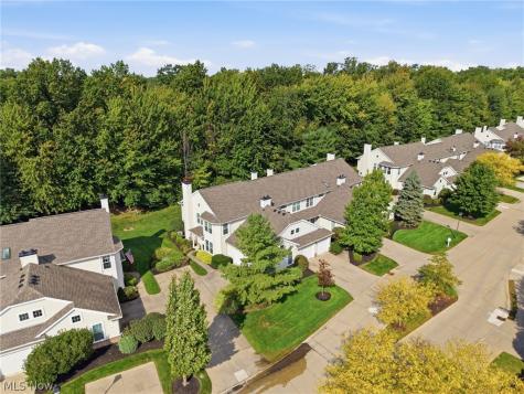2694 Wyndgate Court Westlake OH 44145
