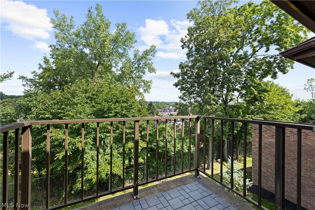 550 Tollis Parkway Broadview Heights OH 44147