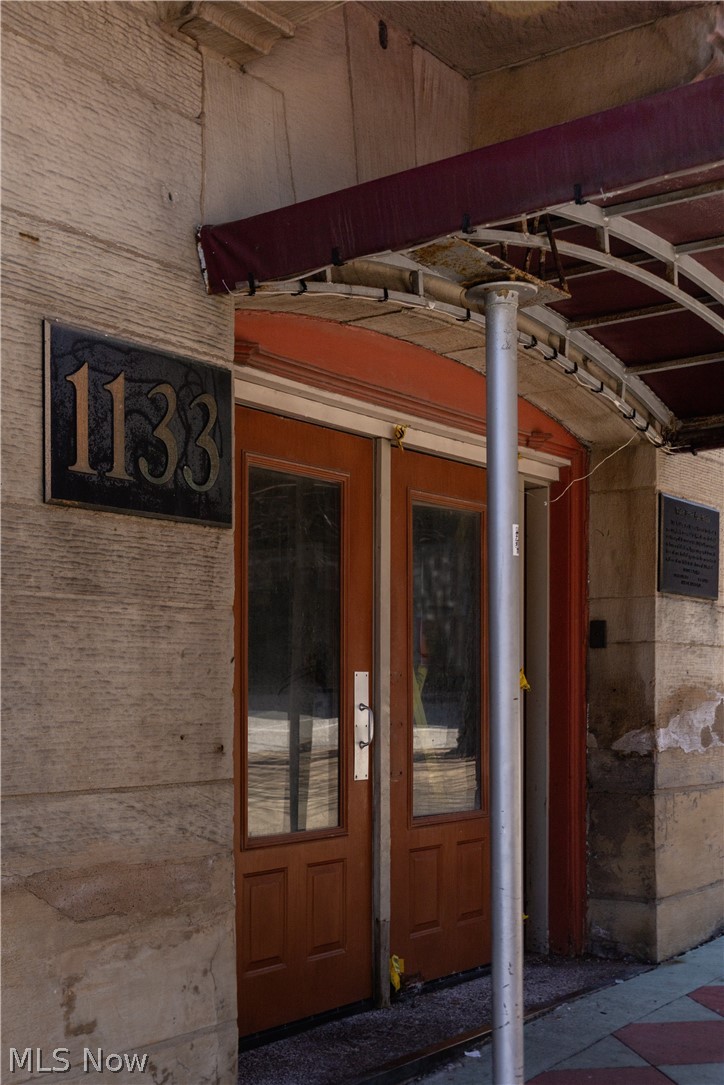 1133 W 9th Street Cleveland OH 44113