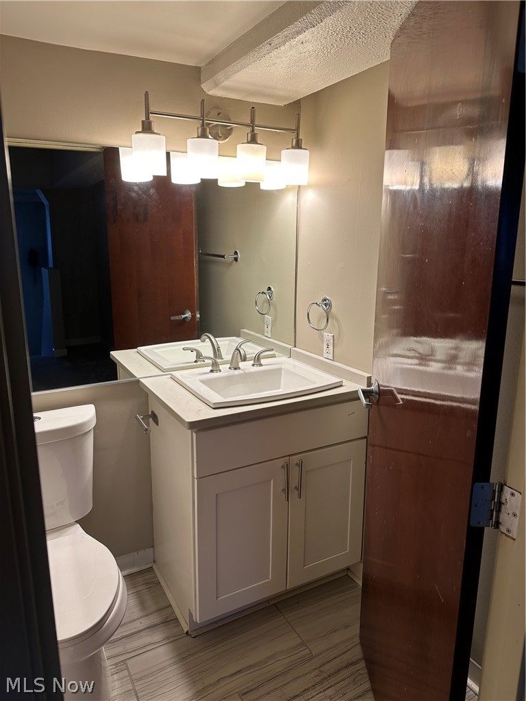 1133 W 9th Street Cleveland OH 44113