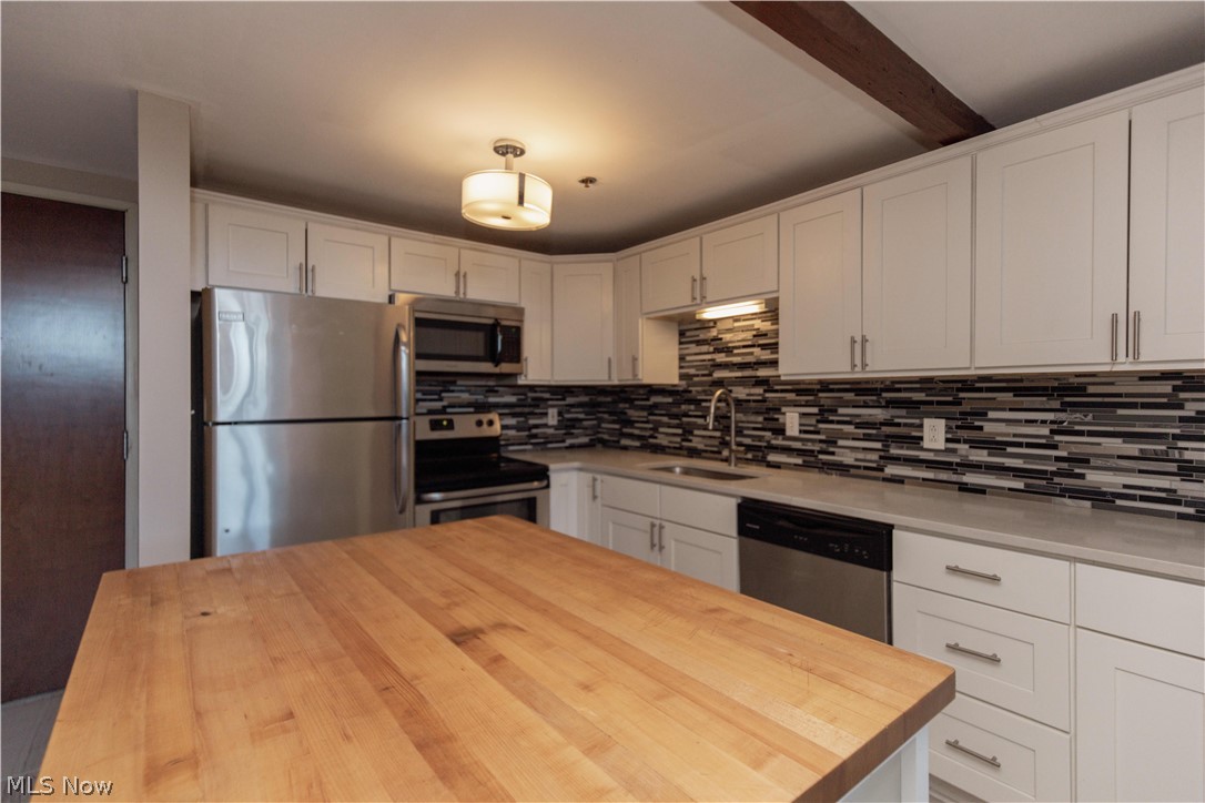 1133 W 9th Street Cleveland OH 44113