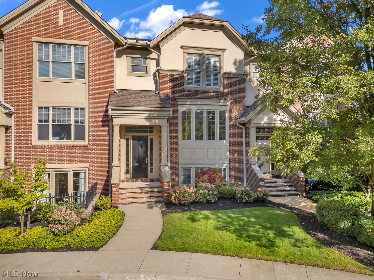 18 Astor Place Rocky River OH 44116