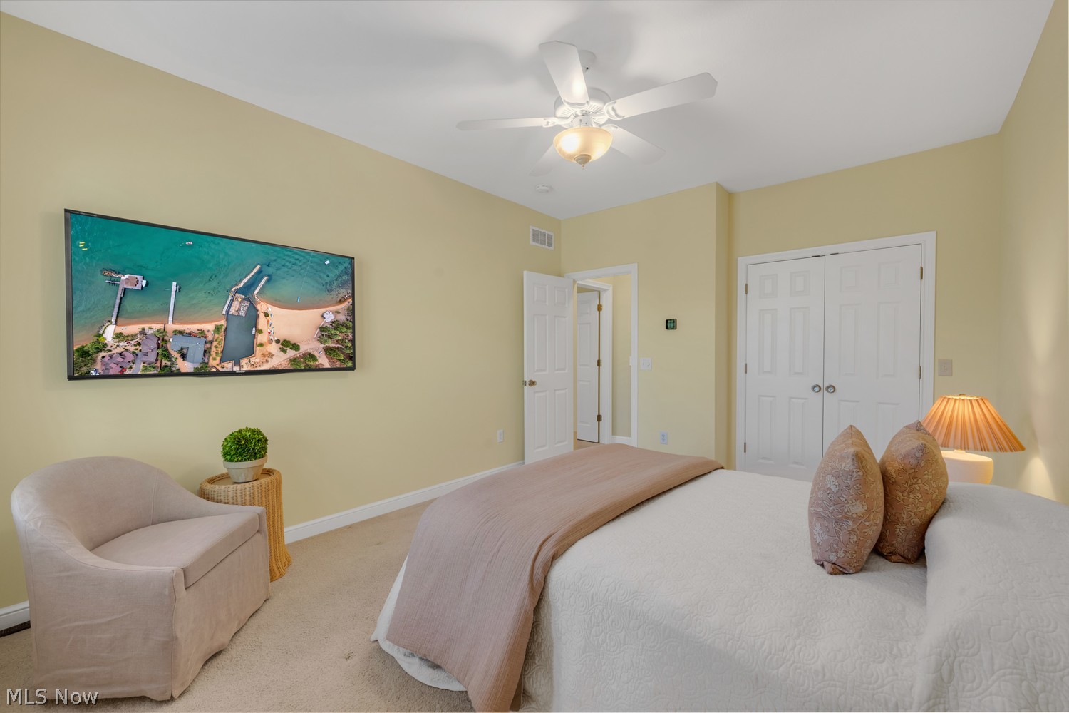 18 Astor Place Rocky River OH 44116