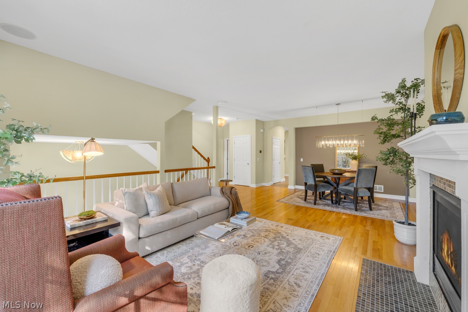 18 Astor Place Rocky River OH 44116