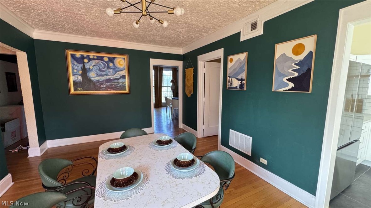 11426 Cedar Glen Cleveland OH 44106