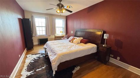 11426 Cedar Glen Cleveland OH 44106