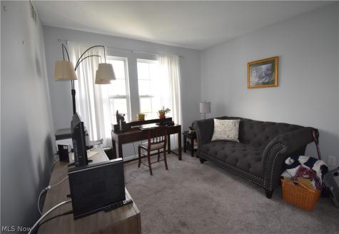 23004 Chandlers Lane Olmsted Falls OH 44138