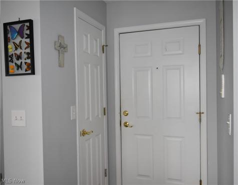 23004 Chandlers Lane Olmsted Falls OH 44138