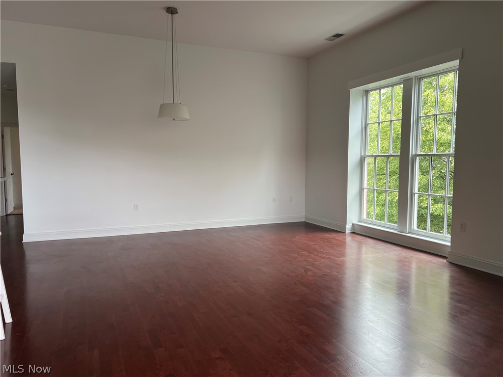 7482 Center Street Mentor OH 44060