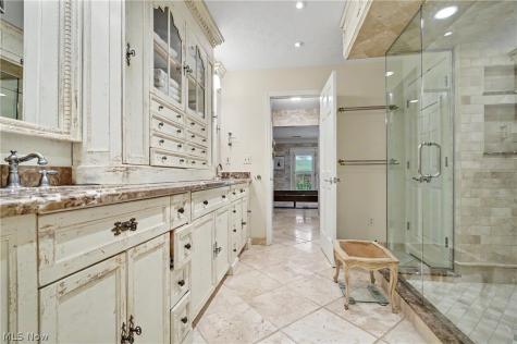 3561 Sparrow Pond Lane Akron OH 44333